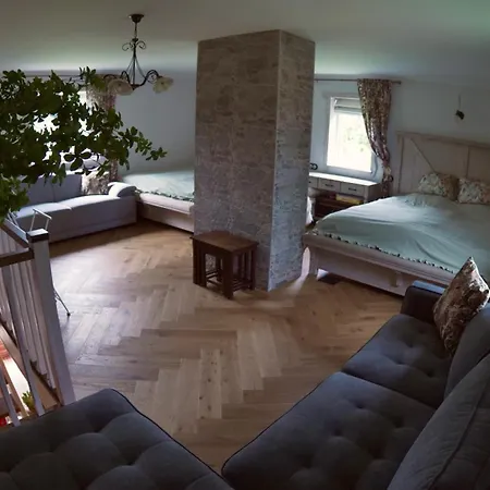 Ala Saunamaja דירה Sarise