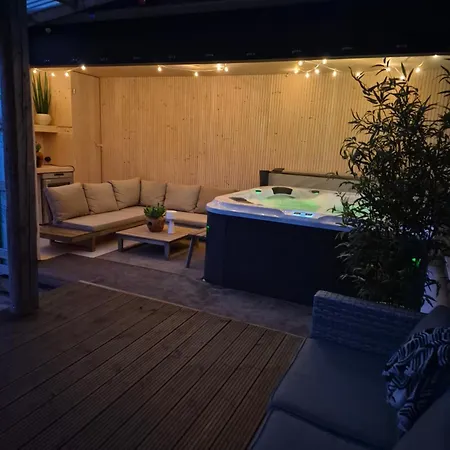 Ala Saunamaja Apartman *